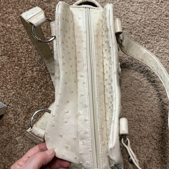 Laura Scott Ostrich Bag, new without tags- Pristeen inside and out. - Picture 6 of 7